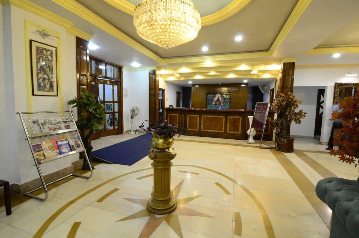 Hotel Little Palace Dibrugarh Exterior photo
