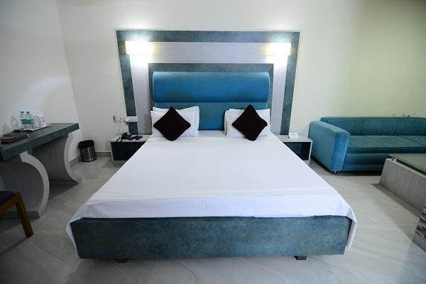 Hotel Little Palace Dibrugarh Exterior photo
